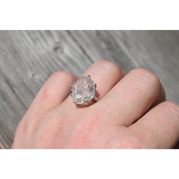 alternative raw diamond engagement rings, raw crystal size 4 5 6 7 8 8 9 10 11 - Picture 1 of 5